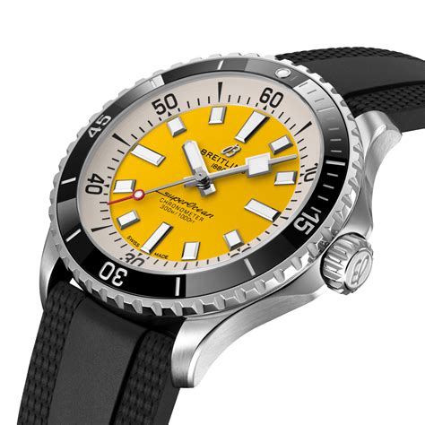 breitling schwarz gelb|Superocean Automatic 42 My22 .